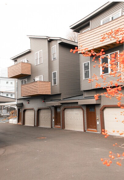 More Photos Of 60 Richards St, Worcester Apartments For Sale