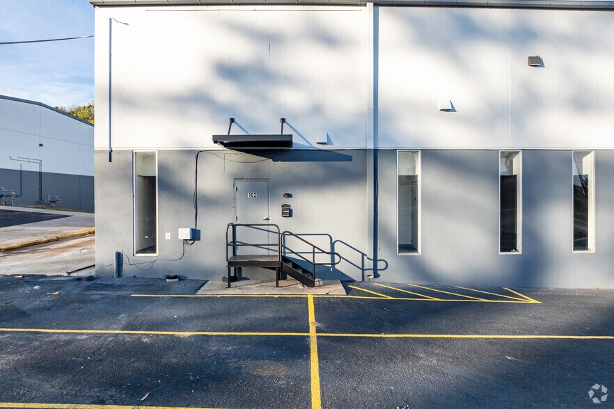 More Photos Of 1540 Amherst Rd, Knoxville Warehouse For Lease