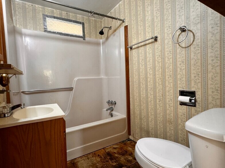 More Photos Of 1704 Old Brook Rd, Charlottesville Specialty For Sale