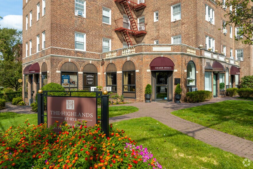 More Photos Of 131-151 Purchase St, Rye Apartments For Lease