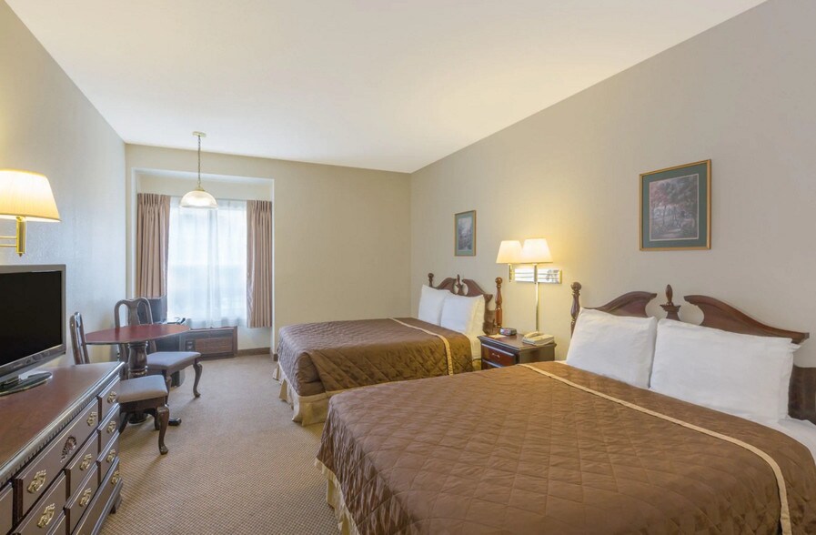 More Photos Of 271 Hanford St, Sutter Creek Hotel For Sale