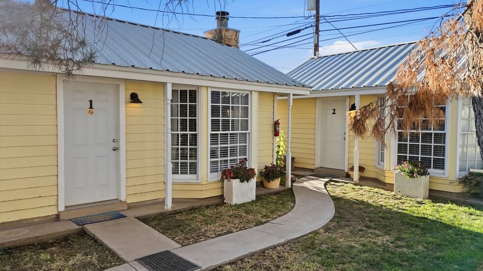 More Photos Of 201 N State St, Fort Davis Hotel For Sale