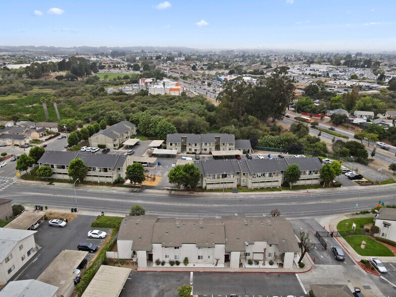 More Photos Of 50 Hollow View Ln, Watsonville Apartments For Sale
