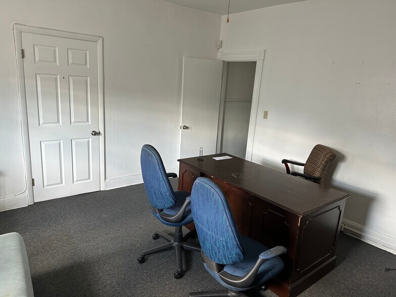 More Photos Of 4601-4603 Eastern Ave, Baltimore Office For Lease