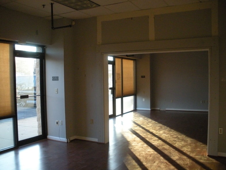 More Photos Of 4715-4763 Patriot Hwy, Fredericksburg Storefront Retail Office For Sale
