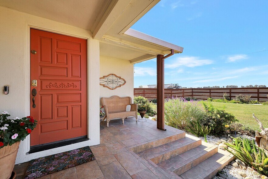 More Photos Of 18598 CA-113 Hwy, Knights Landing Specialty For Sale