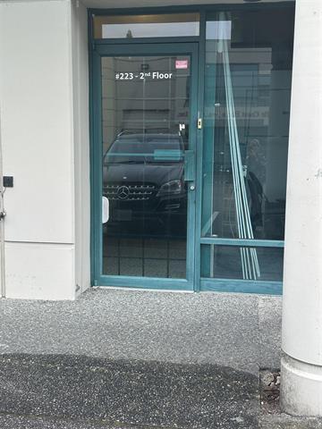 More Photos Of 13986 Cambie Rd, Richmond Light Distribution For Lease