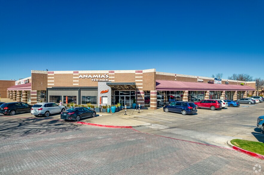 More Photos Of 110 W Sandy Lake Rd, Coppell Unknown For Lease