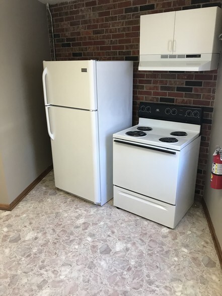 More Photos Of 1520 Knox St, Lincoln Office For Sale