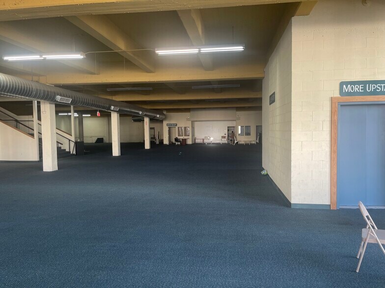 More Photos Of 420 E St, Marysville Freestanding For Lease