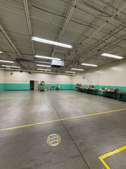 More Photos Of 2563 Technical Dr, Miamisburg Manufacturing For Sale