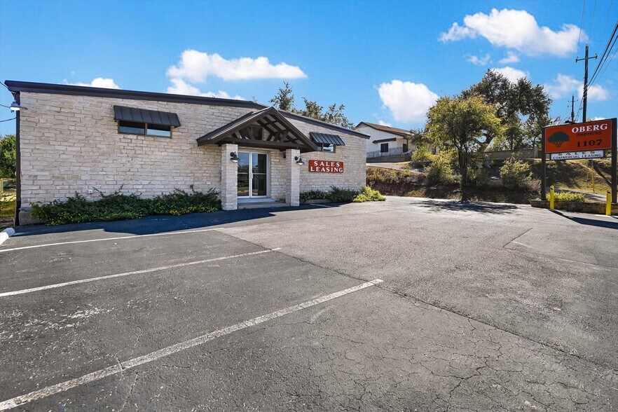 More Photos Of 1107 Ranch Road 620 S, Lakeway Office For Lease