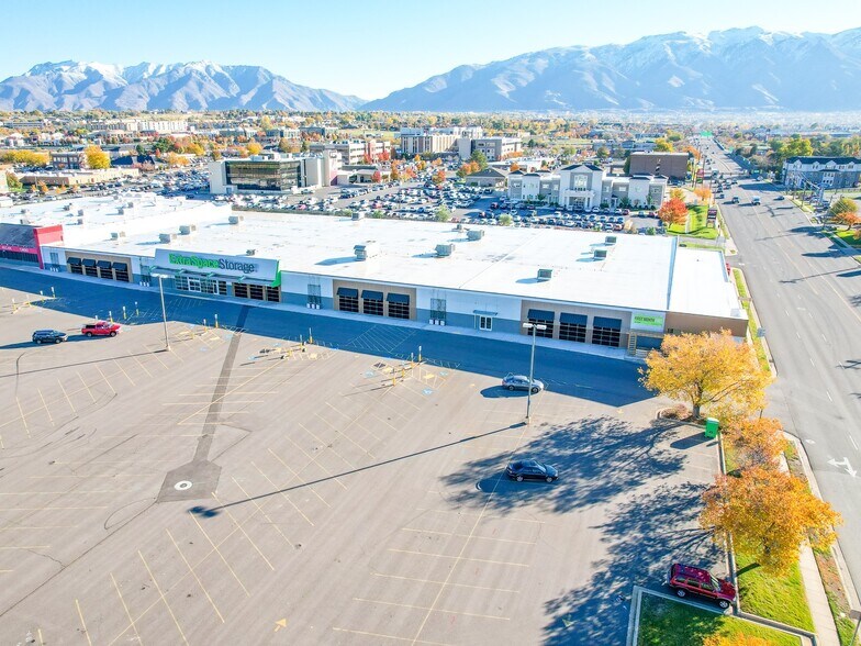 More Photos Of 2010 N Main St, Layton Self Storage For Lease