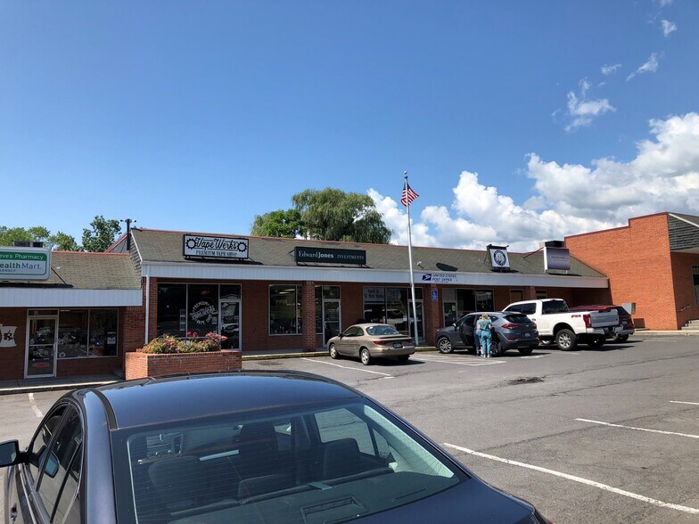 More Photos Of 16107-16115 McMullen Hwy SW, Cumberland General Retail For Lease