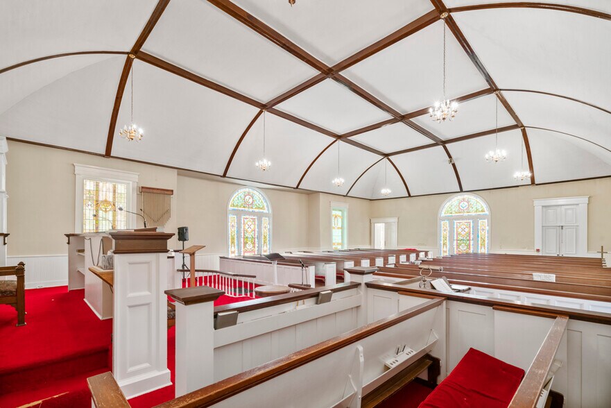 More Photos Of 228 S Military Ave, Lawrenceburg Religious Facility For Sale