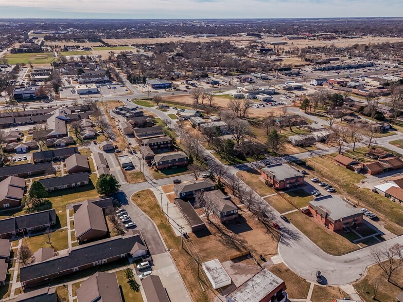 More Photos Of 3102 Sierra Pky, Hutchinson Apartments For Sale