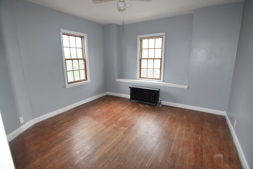 More Photos Of 2260 Noble Rd, Cleveland Heights Apartments For Sale