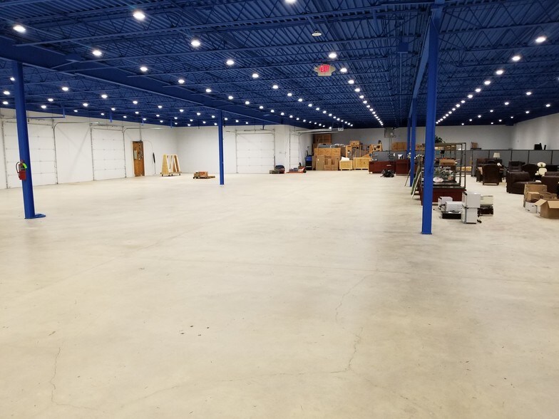 More Photos Of 35 Rockridge Rd, Englewood Warehouse For Sale