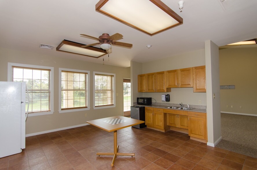 More Photos Of 400 Old Highway 290, Dripping Springs Healthcare For Sale
