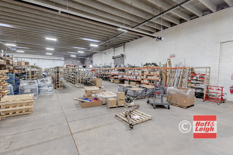 More Photos Of 4440 Mark Dabling Blvd, Colorado Springs Warehouse For Lease