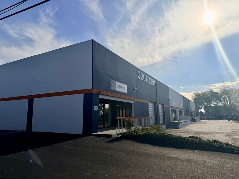 More Photos Of 3201-3291 Keller St, Santa Clara Unknown For Lease