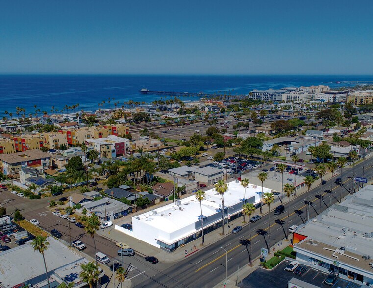More Photos Of 417-431 S Coast Hwy 101, Oceanside Storefront Retail Office For Lease