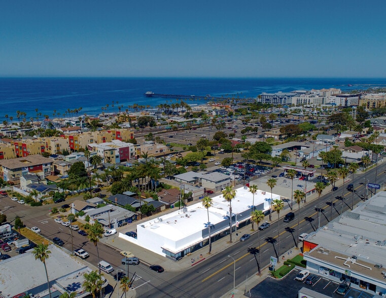 More Photos Of 417-431 S Coast Hwy 101, Oceanside Storefront Retail Office For Lease