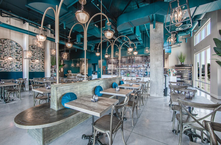 More Photos Of 3616 Spring Mountain Rd, Las Vegas Freestanding For Lease