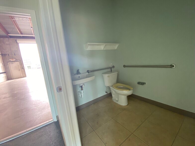 More Photos Of 6640 Taylor Rd, Punta Gorda Light Distribution For Lease