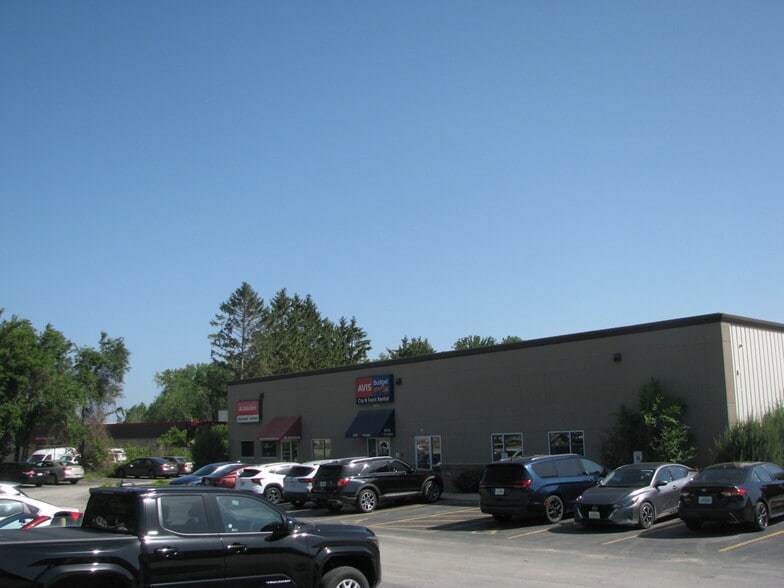 More Photos Of 1752 Velp Ave, Howard General Retail For Lease