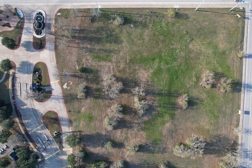 More Photos Of 501 Luther St W, College Station Land For Sale