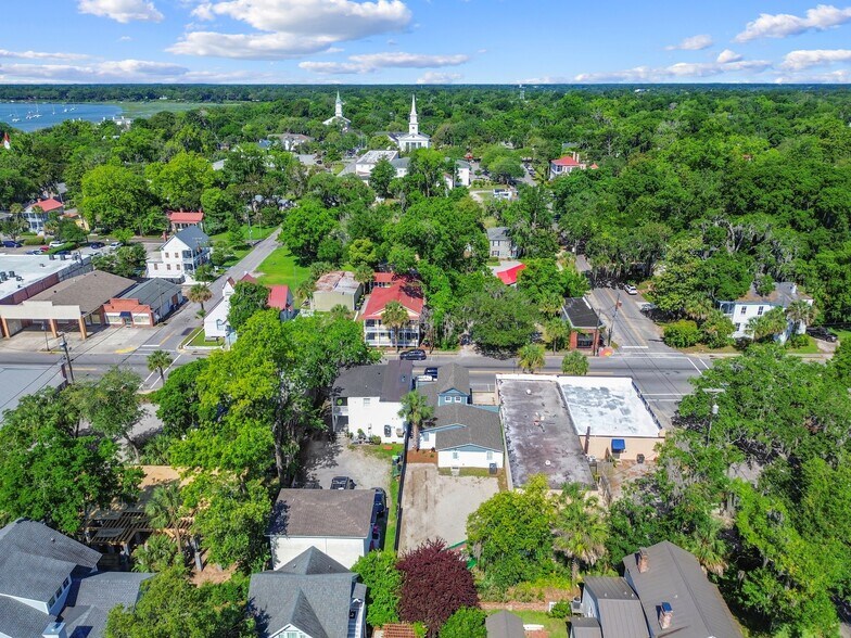 More Photos Of 609 Carteret St, Beaufort Storefront Retail Residential For Lease