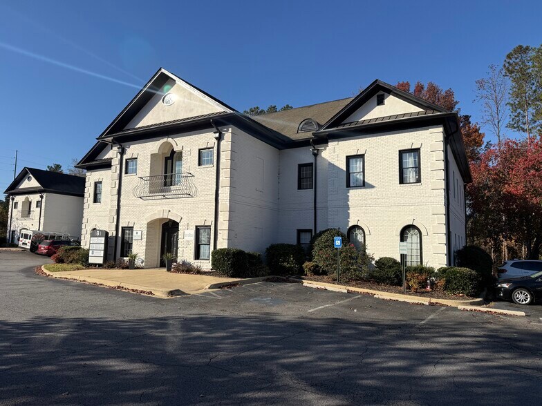 Primary Photo Of 203 Woodpark Pl, Woodstock Medical For Lease
