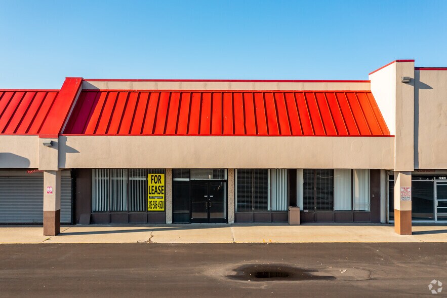 More Photos Of 4813-4945 Clio Rd, Flint Unknown For Lease
