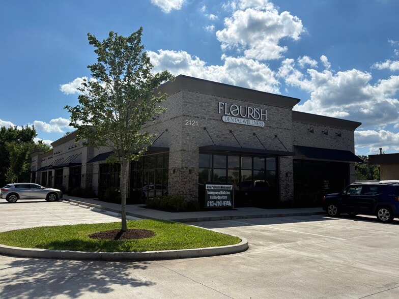 More Photos Of 2121 NW Broad St, Murfreesboro Storefront Retail Office For Lease