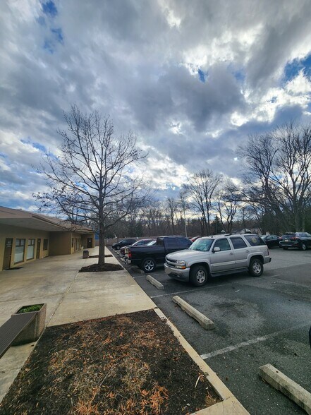 More Photos Of 1 Britton Pl, Voorhees Medical For Lease