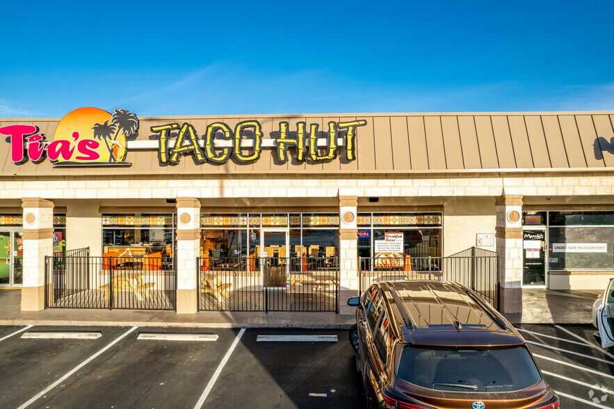 More Photos Of 7210-7224 Blanco Rd, San Antonio Unknown For Lease