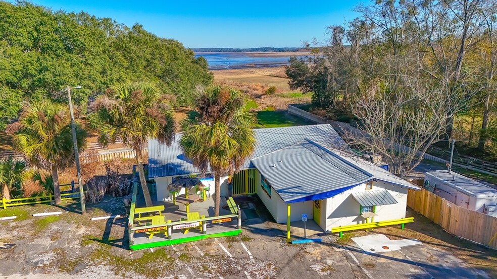 Primary Photo Of 4806 Jackson Cove Rd, Tallahassee Restaurant For Sale
