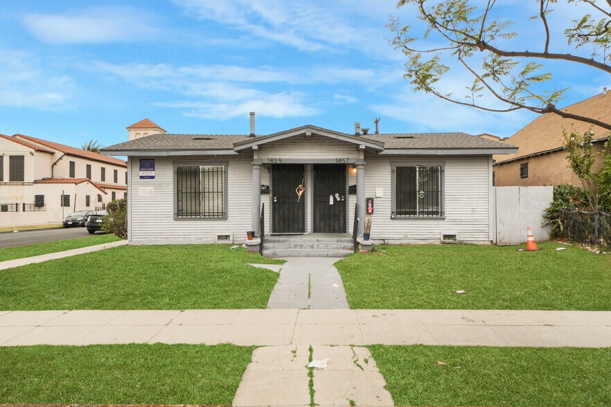 More Photos Of 5164 Halldale Ave, Los Angeles Apartments For Sale