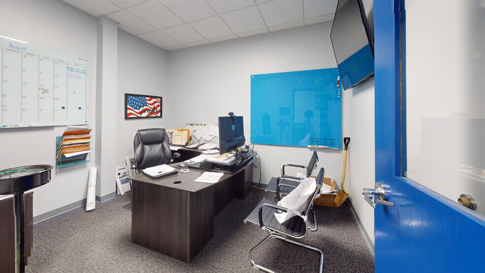 More Photos Of 111 S Lake St, Montgomery Service For Sale