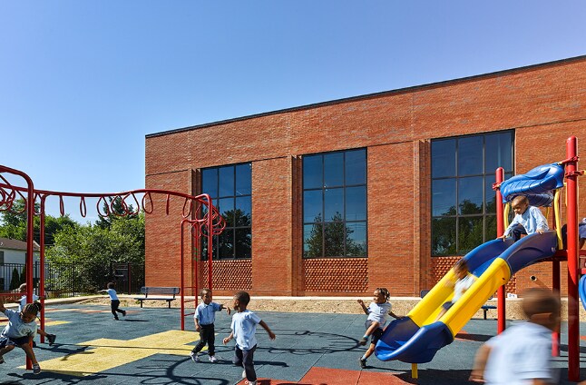 More Photos Of 1409 V St SE, Washington Schools For Sale