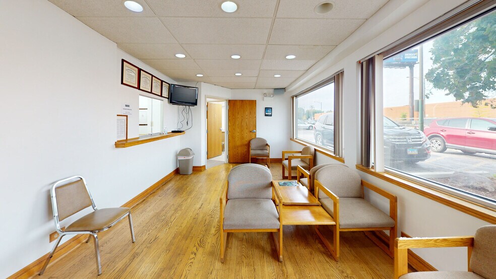 More Photos Of 5241 S Cicero Ave, Chicago Medical For Lease