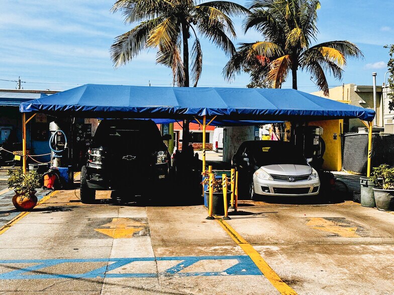 More Photos Of 824 N Dixie Hwy, Lake Worth Carwash For Sale