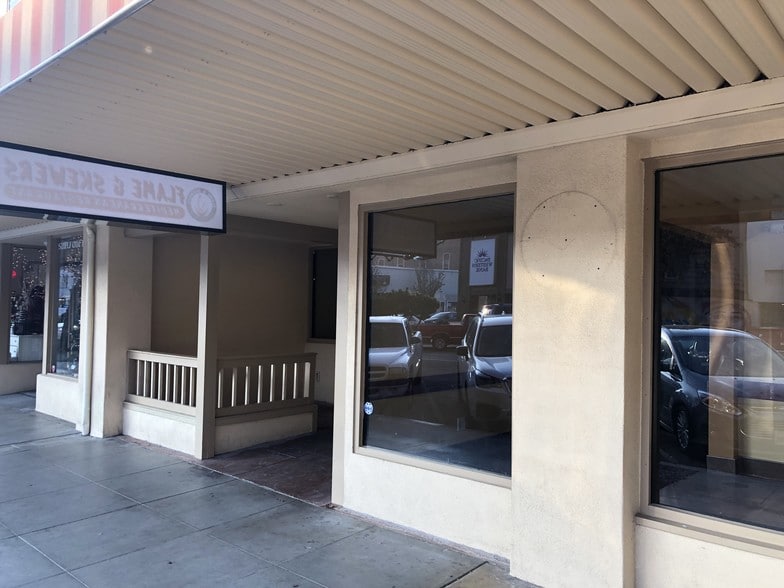 More Photos Of 100-110 E Main St, Visalia Freestanding For Lease