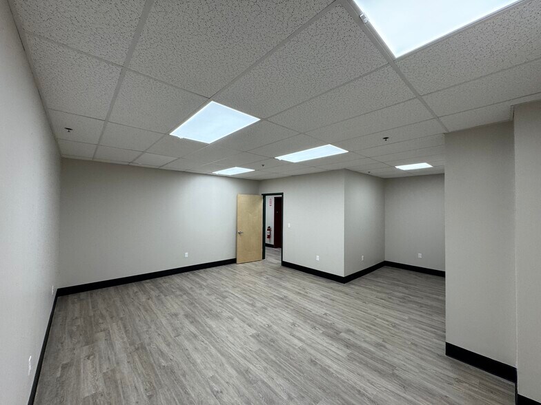 More Photos Of 255 Route 80, Killingworth Office For Lease