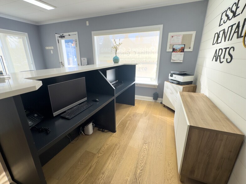 More Photos Of 304 Bloomfield Ave, Verona Medical For Lease