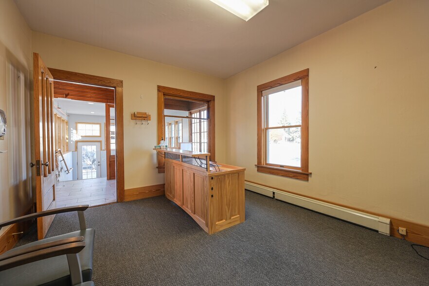 More Photos Of 322 N Main St, Gunnison Office Residential For Sale