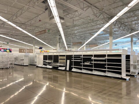 More Photos Of 2391 County Line Rd, Algonquin Freestanding For Lease