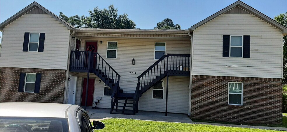 More Photos Of 217 & 219 8th St SW, Decatur Apartments For Sale