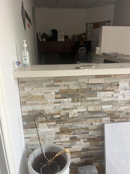 More Photos Of 3300 S Congress Ave, Boynton Beach Showroom For Sale
